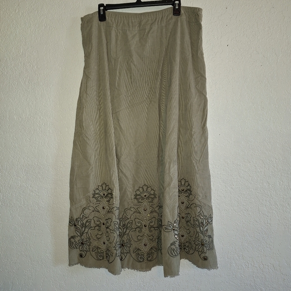 Soft Surroundings Corduroy Embroidered Embellished Maxi Skirt Size Large - Picture 2 of 10